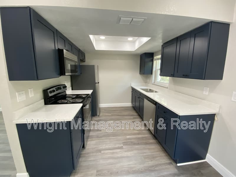 Oldsmar Condo: 210 Saint Petersburg Drive EastUnit C