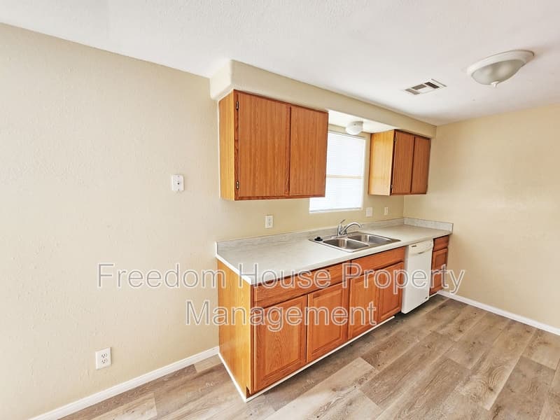 Pahrump Condo: 1444 Star Road - 2