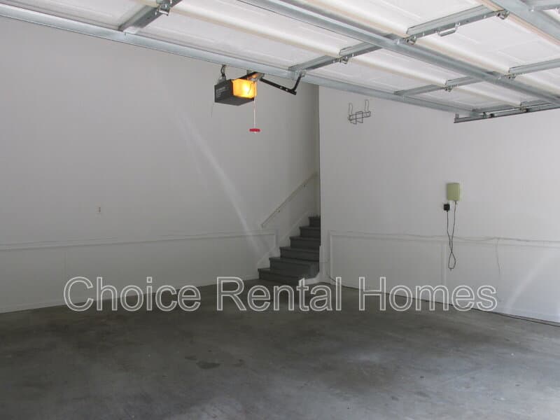 Birmingham House: 6031 Rosemont Road