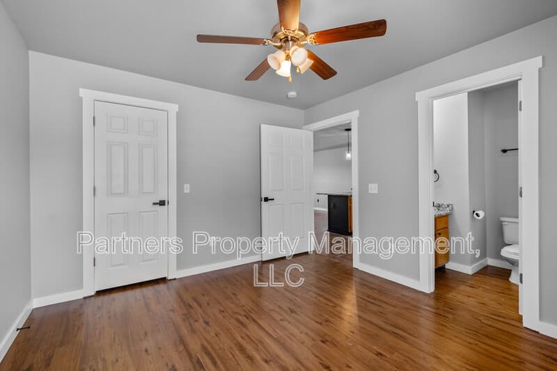 Fayetteville Condo: 825 North Leverett Avenue - 6