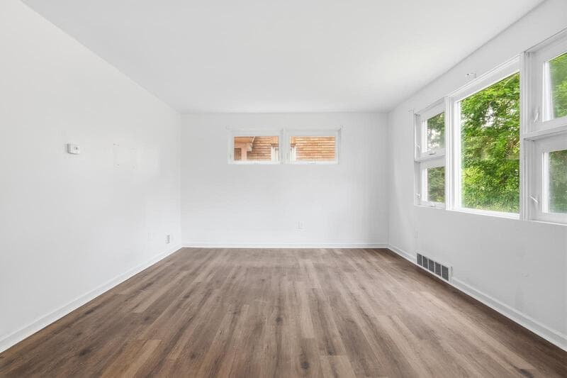 Pittsburgh House: 2046 Pioneer Avenue