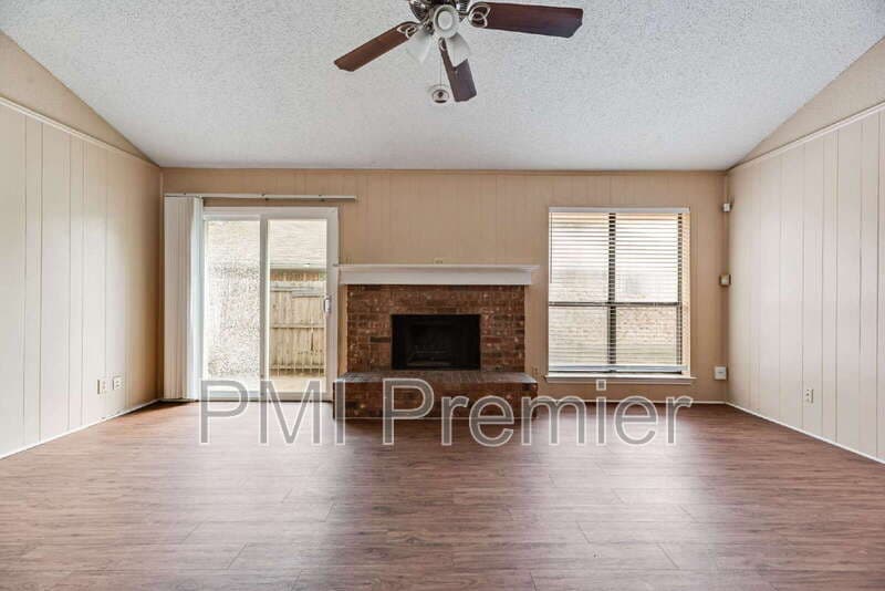 Dallas Condo: 4724 Berridge Ln