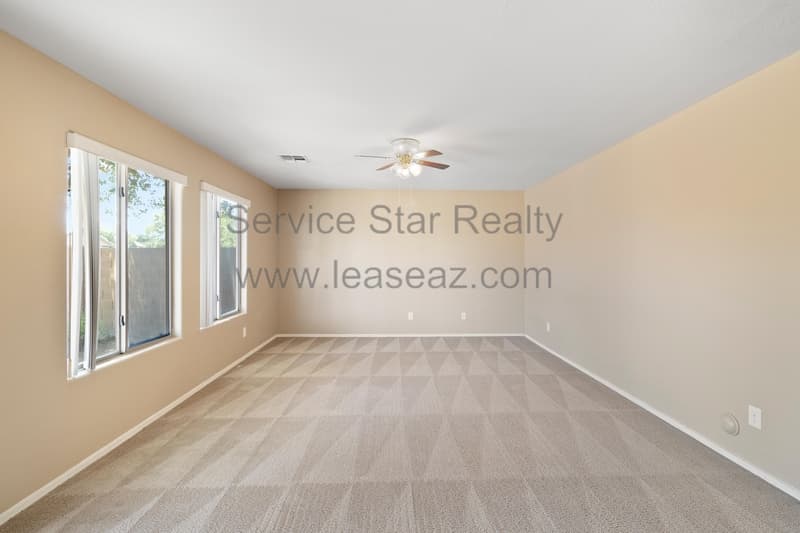 Maricopa House: 41881 W Avella Dr