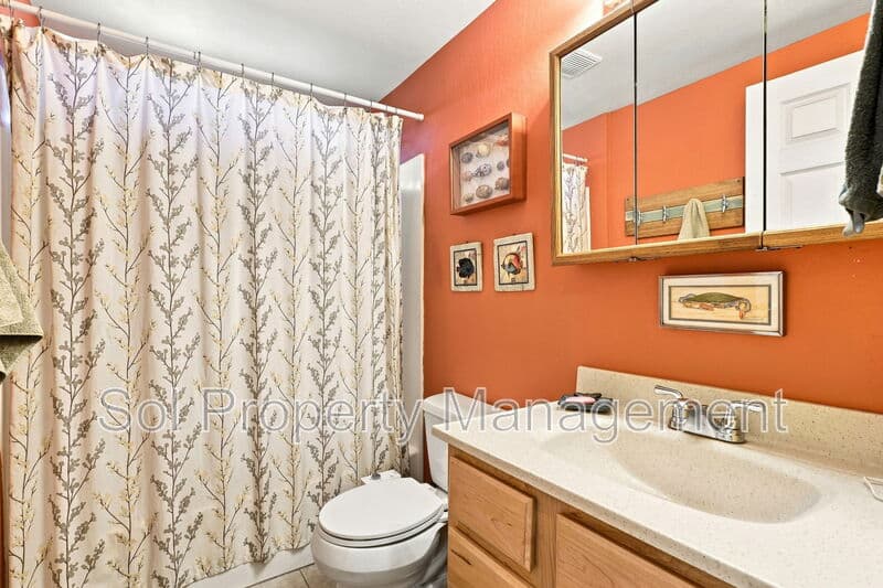 Santa Cruz House: 140 Spaten Way