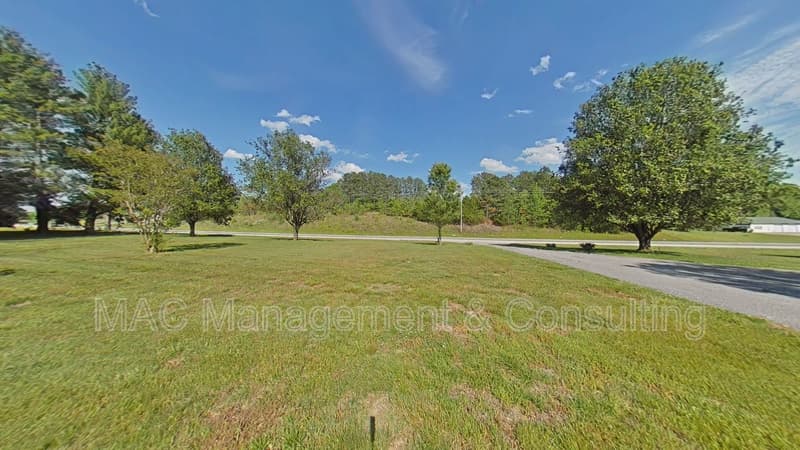 Bloomington Springs House: 4914 South Grundy Quarles Highway