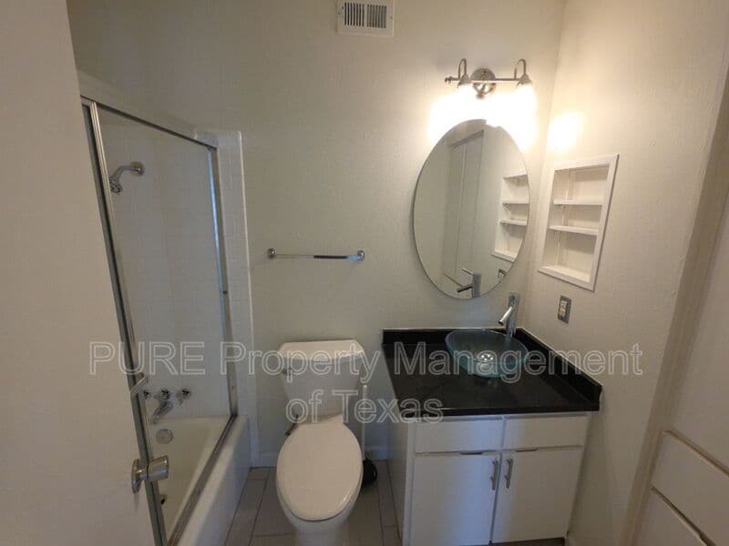 Austin Condo: 7920 Rockwood Ln