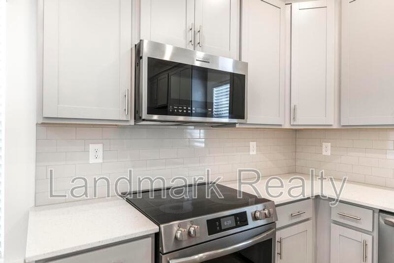 Perry House: 111 Prospect Avenue