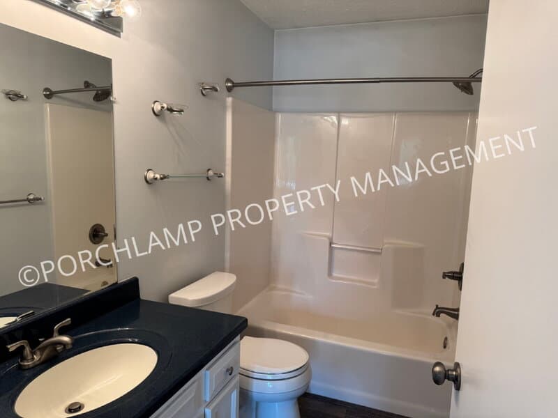 Grand Rapids House: 6235 Cascade Road Southeast