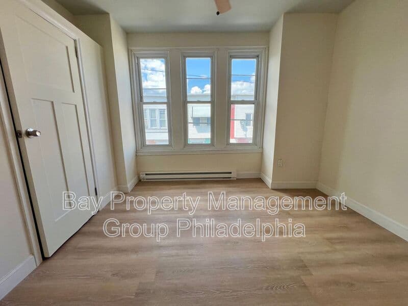 Philadelphia House: 124 E Wishart St