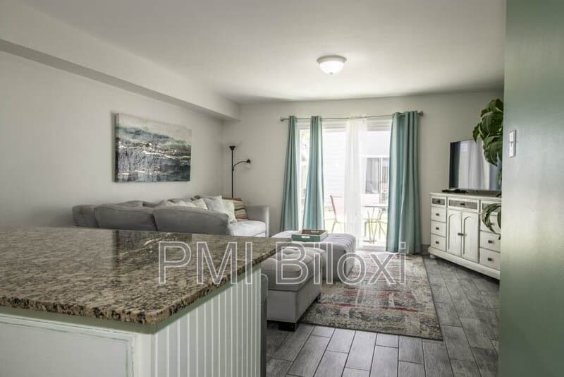 Biloxi Condo: 1664 Beach Boulevard