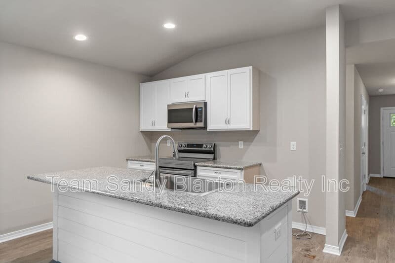 Milton House: 3210 Electra Drive