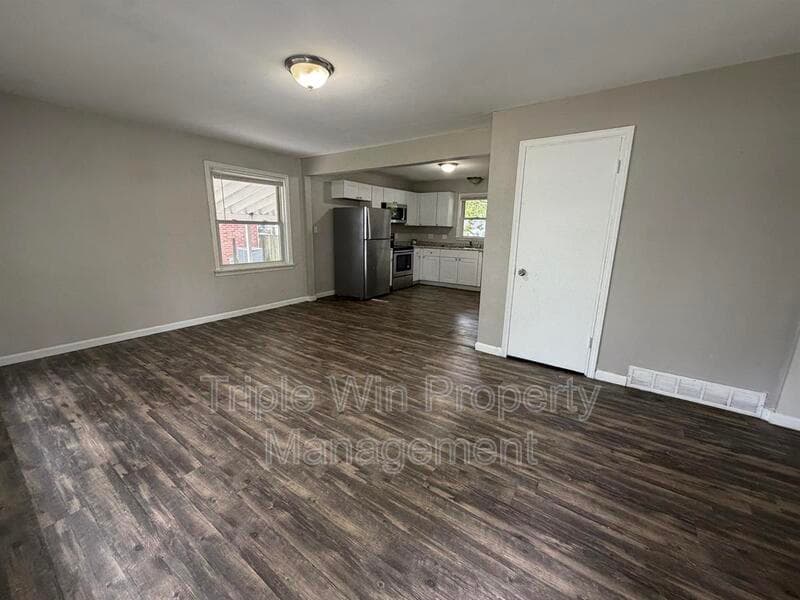 Florissant House: 740 Crowder Dr.