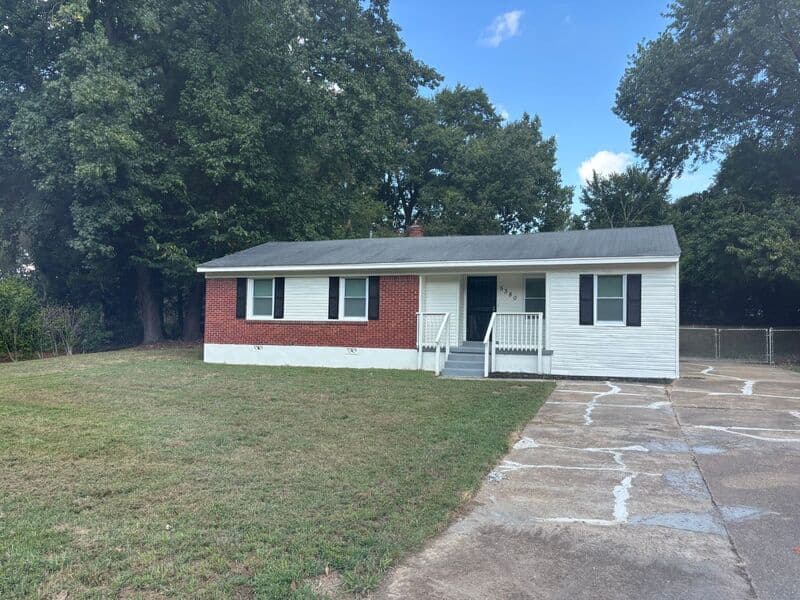 Memphis House: 5380 Blackwell Rd