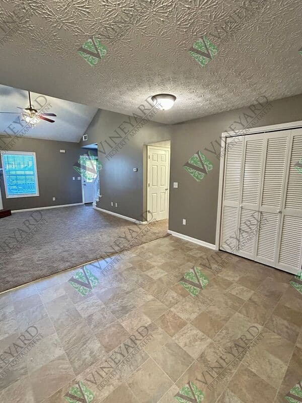Dallas House: 101 Twin Pines Ct