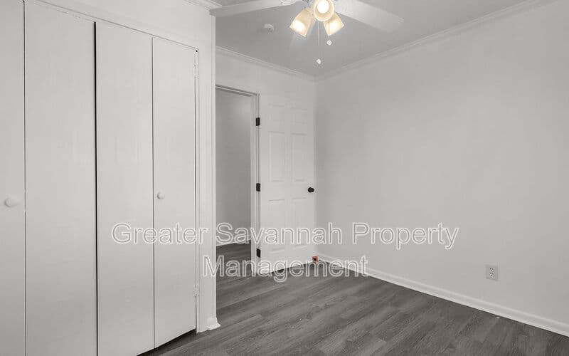 Savannah House: 612 West 42nd Street