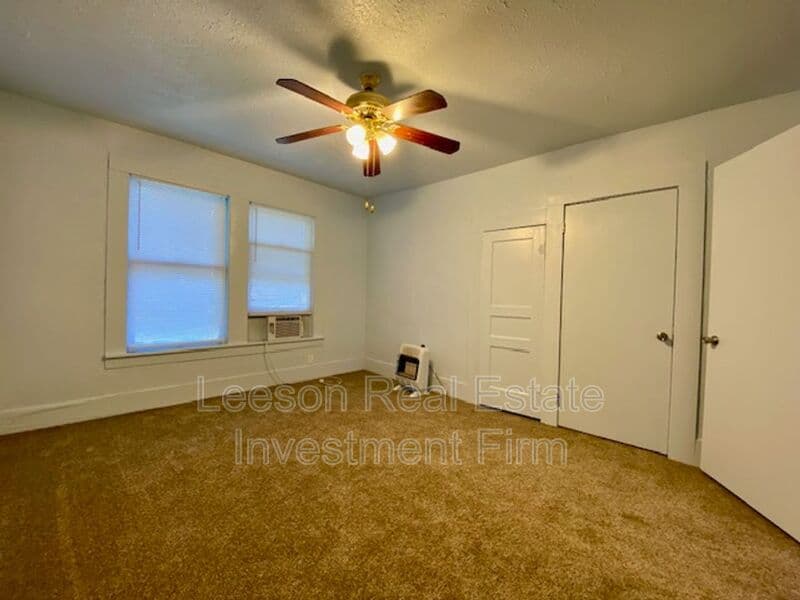 Shreveport House: 3240 Jackson Street