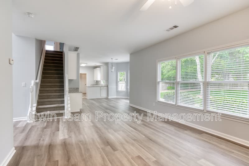 Johns Creek House: 355 Lamme Chase