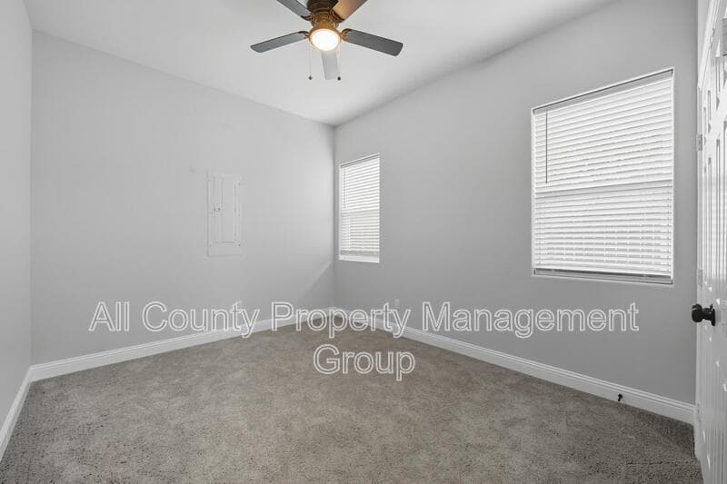 Fort Worth House: 914 East Tucker