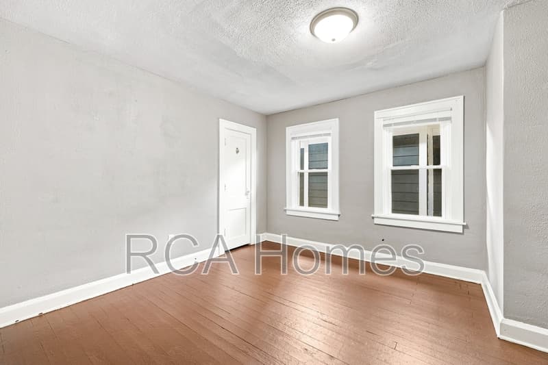 Indianapolis House: 3618 Salem Street