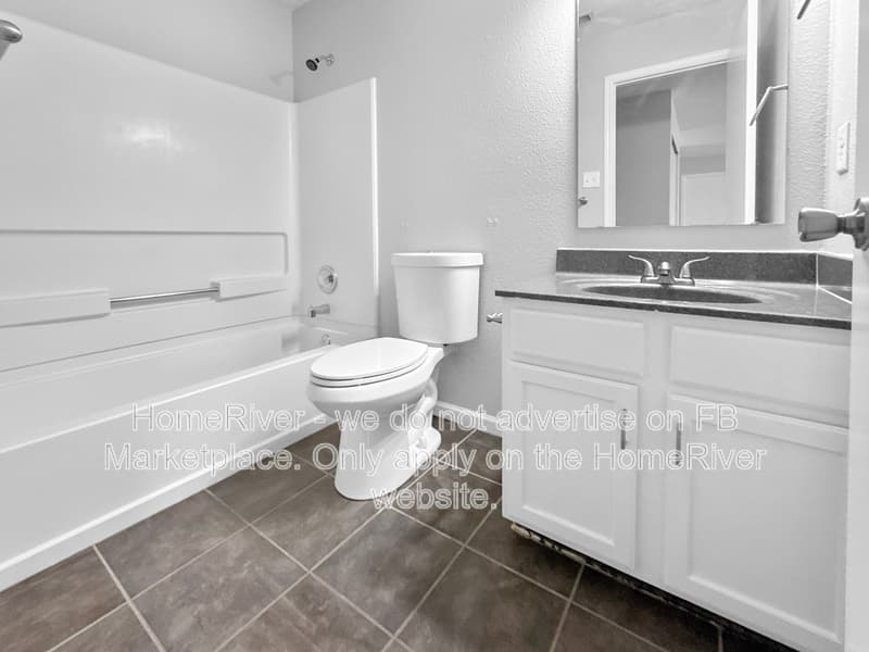 Mccordsville House: 5732 N Rockingham Ln