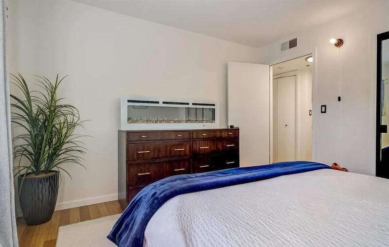 Daly City Condo: 1021 San Luis Cir