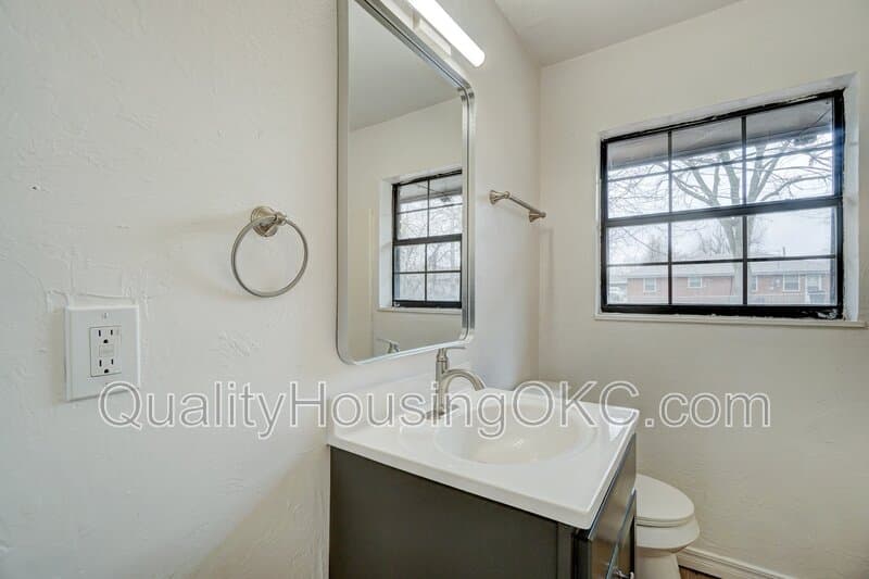 Oklahoma City House: 1220 Northeast 47th Street