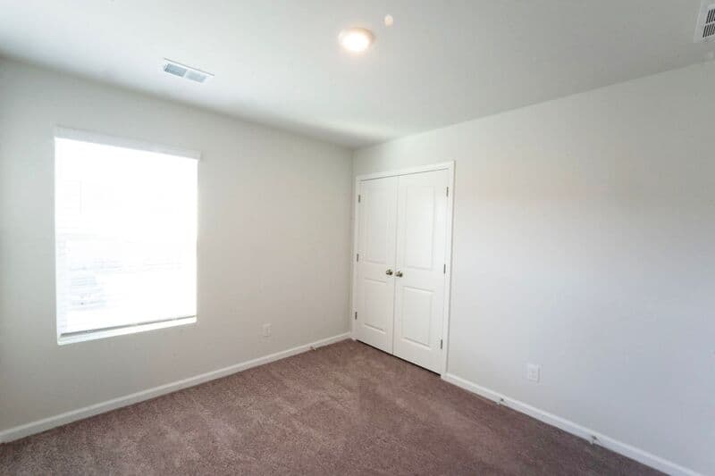 Port Wentworth House: 8J Crabapple Circle