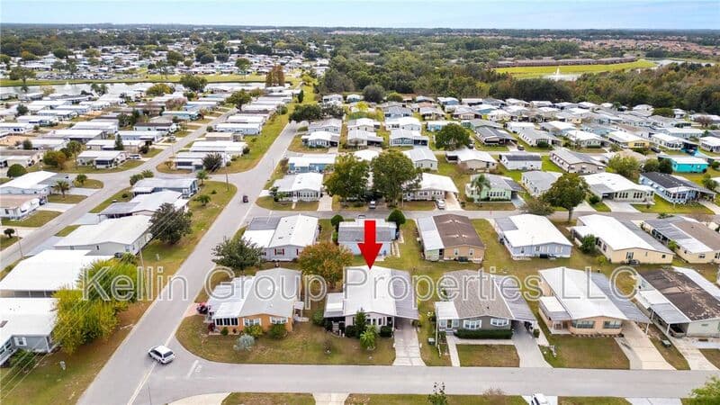 Lakeland House: 1706 Fox Hill Dr