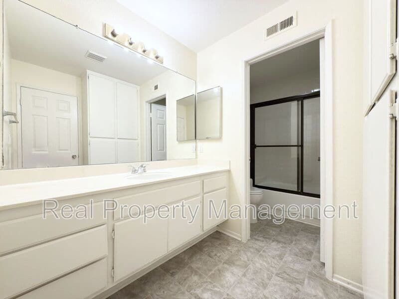 Oceanside Condo: 3436 Cameo Dr.