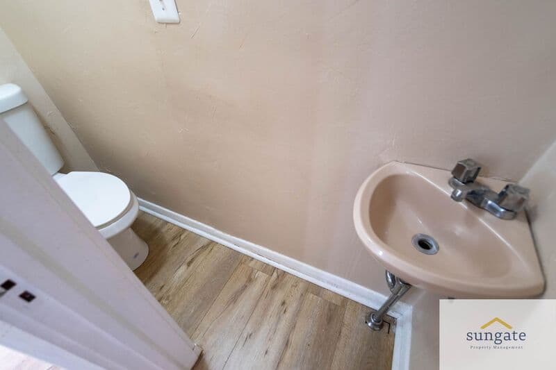 Baltimore House: 7023 Concord Rd