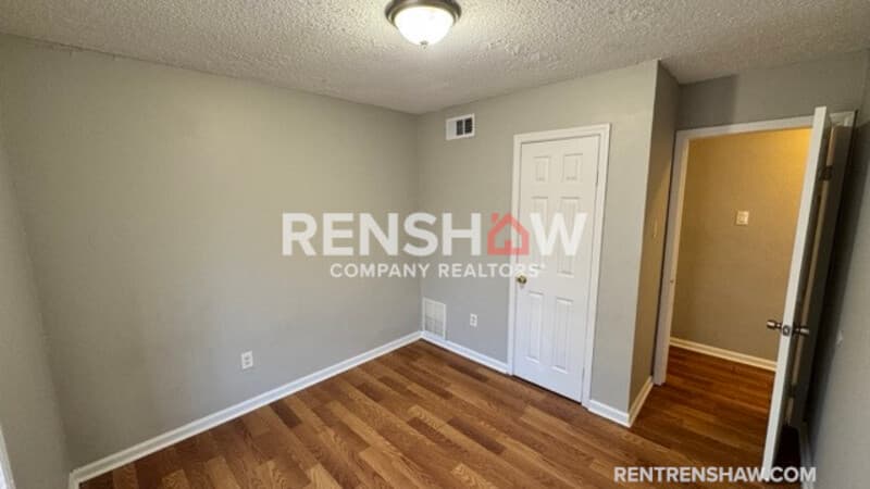 Memphis House: 4101 Maumee St