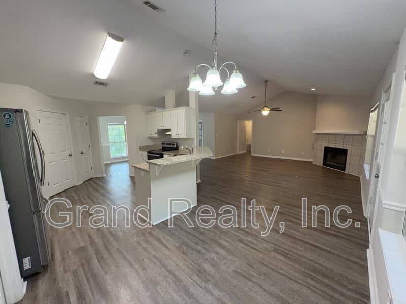 Milton House: 6464 Outer Drive