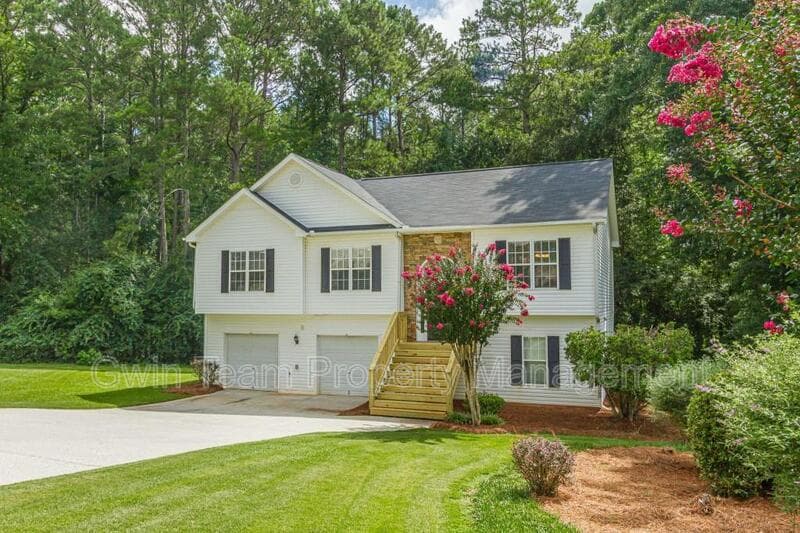 Monroe House: 4025 Hemingway Dr
