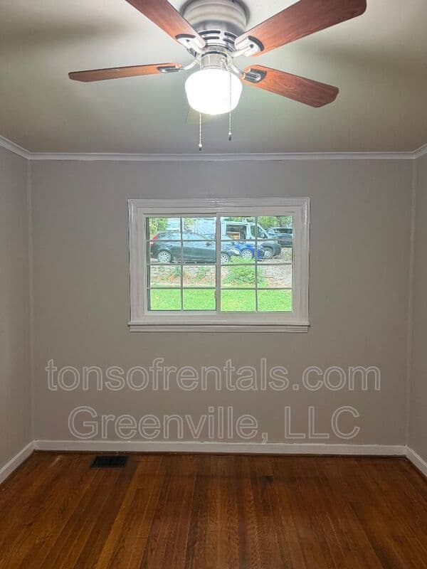 Spartanburg Condo: 793 Hillview Street
