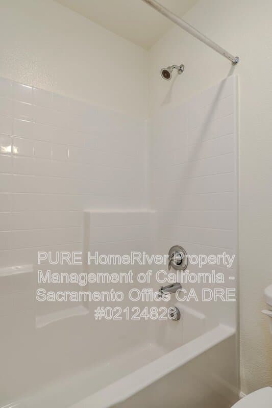 Rancho Cordova House: 3238 Nathrop Way
