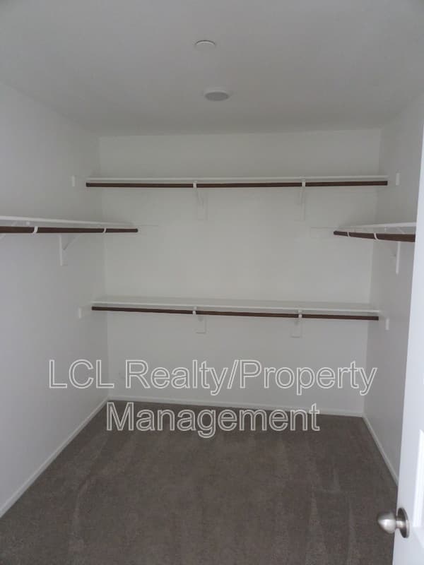 Lake Elsinore Condo: 32855 Crown Point Ln