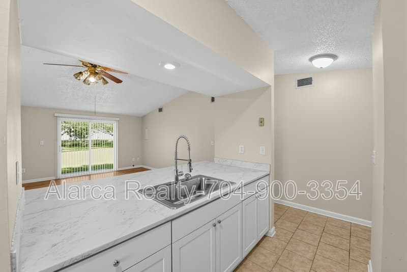 Charlotte House: 2535 Nickelridge Ct