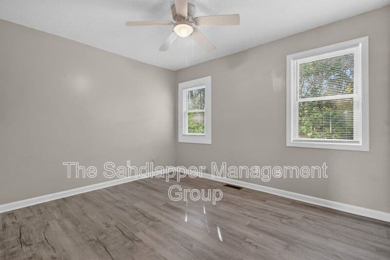 Summerville Townhome: 126 Langley Drive