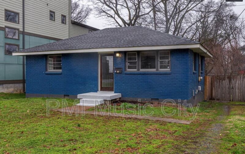Nashville House: 1117 Glenview Dr