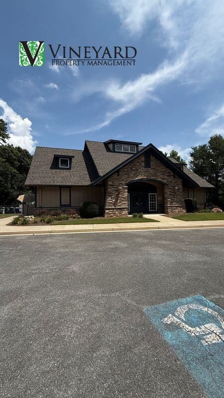 Kennesaw Townhome: 1934 Lake Heights Circle NW