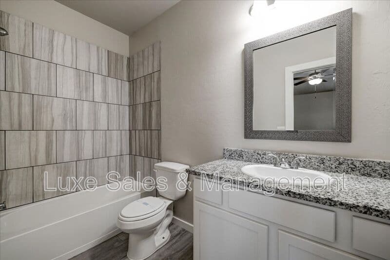 El Reno House: 1323 East Ash Street