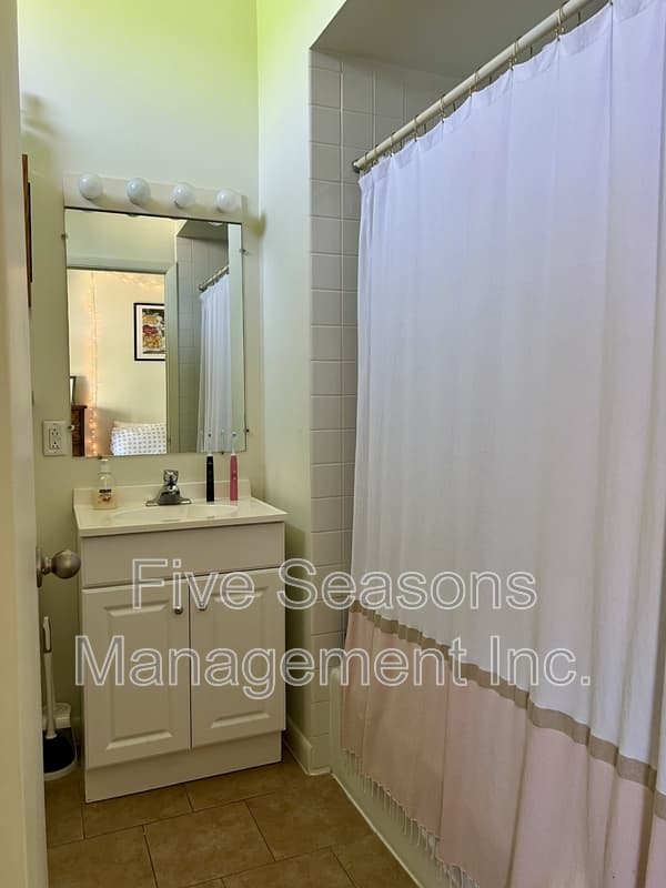 Burlington Condo: 194 North Street - 7