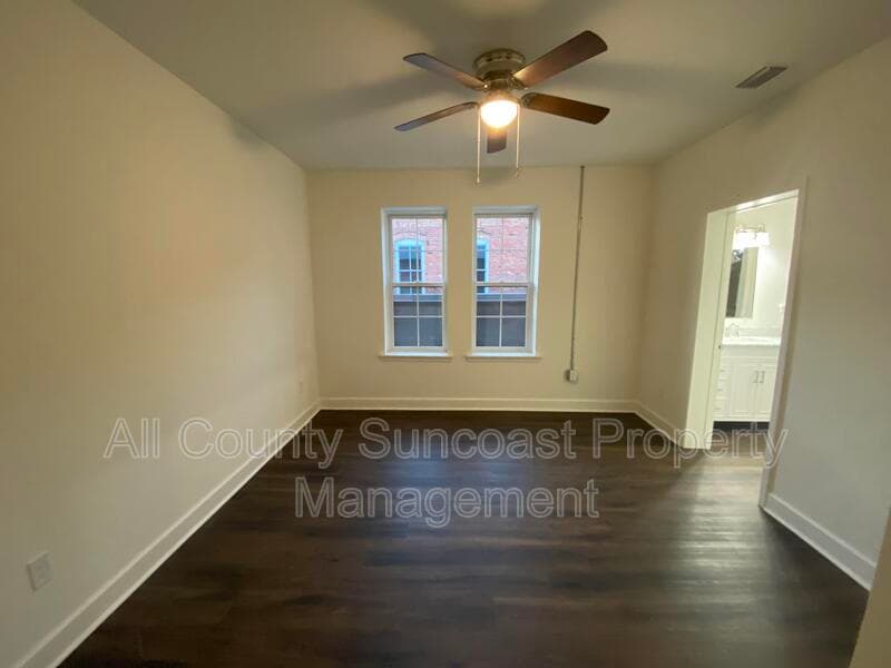 Monticello Condo: 170 E Dogwood St