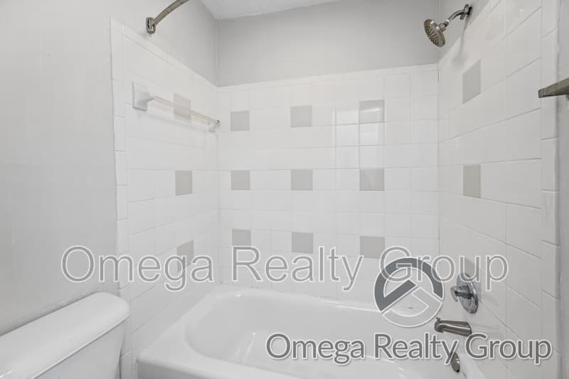 Hoover Apartment: 3311 Woodley Ct