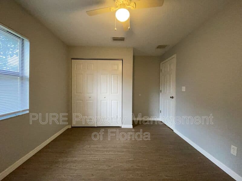 Ocala House: 3650 NE 41 Street