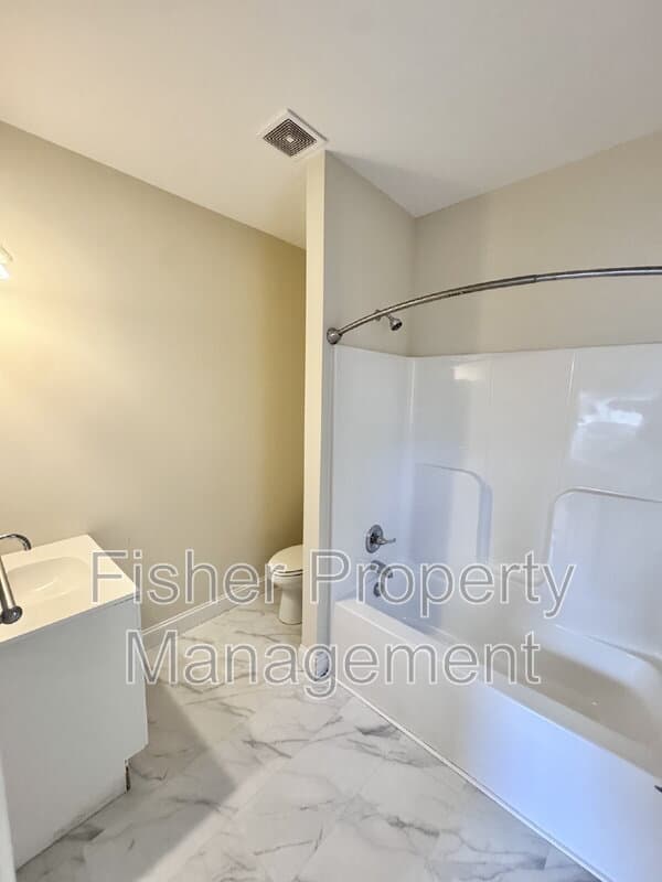 Richmond House: 2212 Carrington St