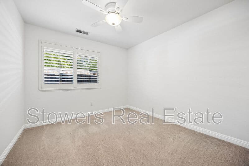 Pleasant Hill House: 26 Driftwood Court