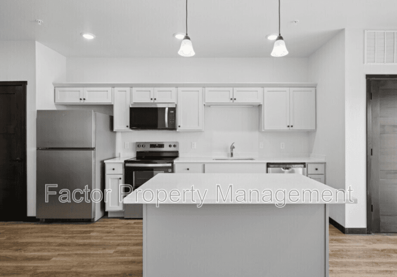 North Mankato Apartment: 2085 Carlson Dr