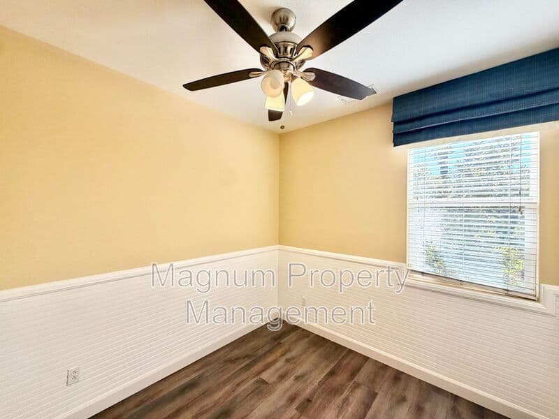 Murrieta House: 35792 Hazelhurst St