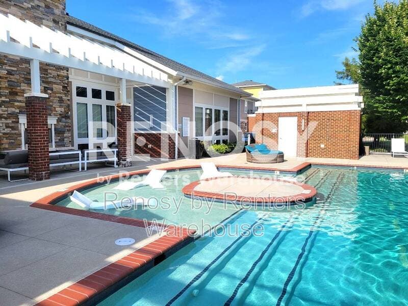 Virginia Beach House: 5657 Freewill Lane